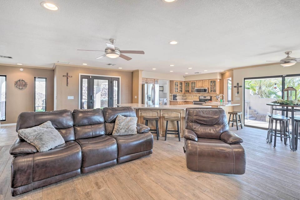 House (3 Bedrooms) | Interior