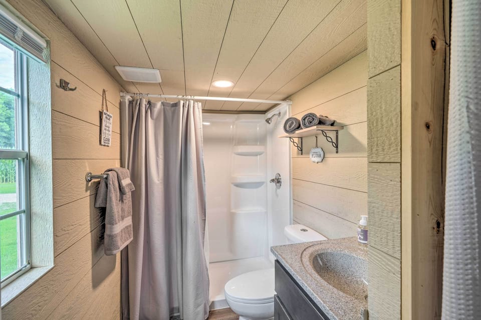 Quaint Montezuma Cabin Near Lake Ponderosa! Cottage in Iowa