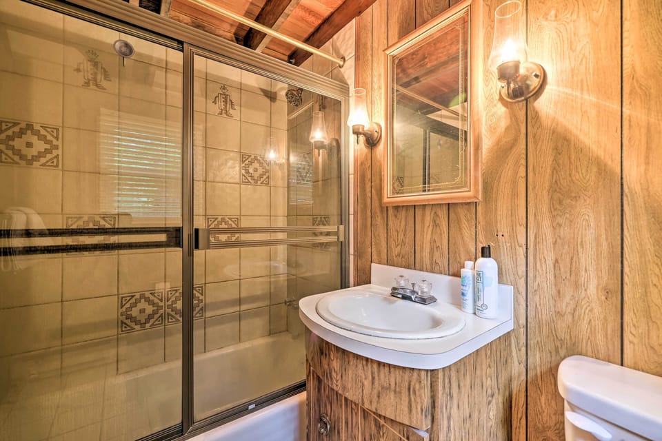 Game Room & Fire Pit: Tree-lined Pocono Lake Cabin Cottage in Coolbaugh Township