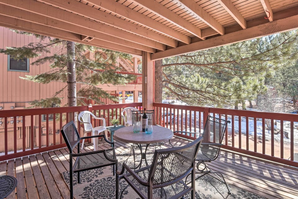 Apartment (2 Bedrooms) | Front of property
