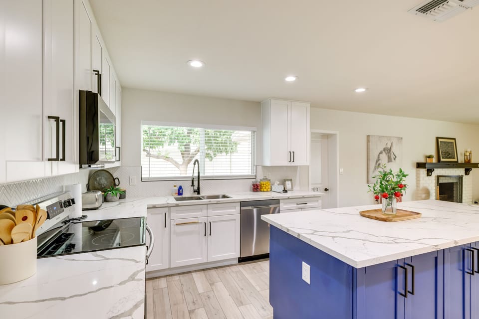 House (3 Bedrooms) | Interior