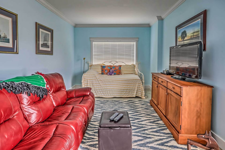 House (5 Bedrooms) | Interior