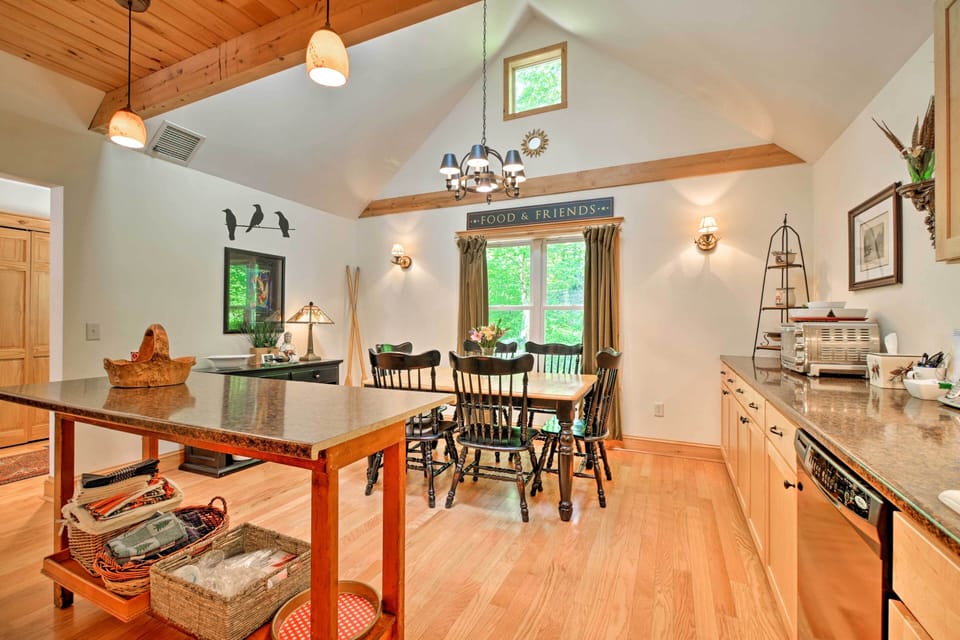 Cottage (2 Bedrooms) | Interior