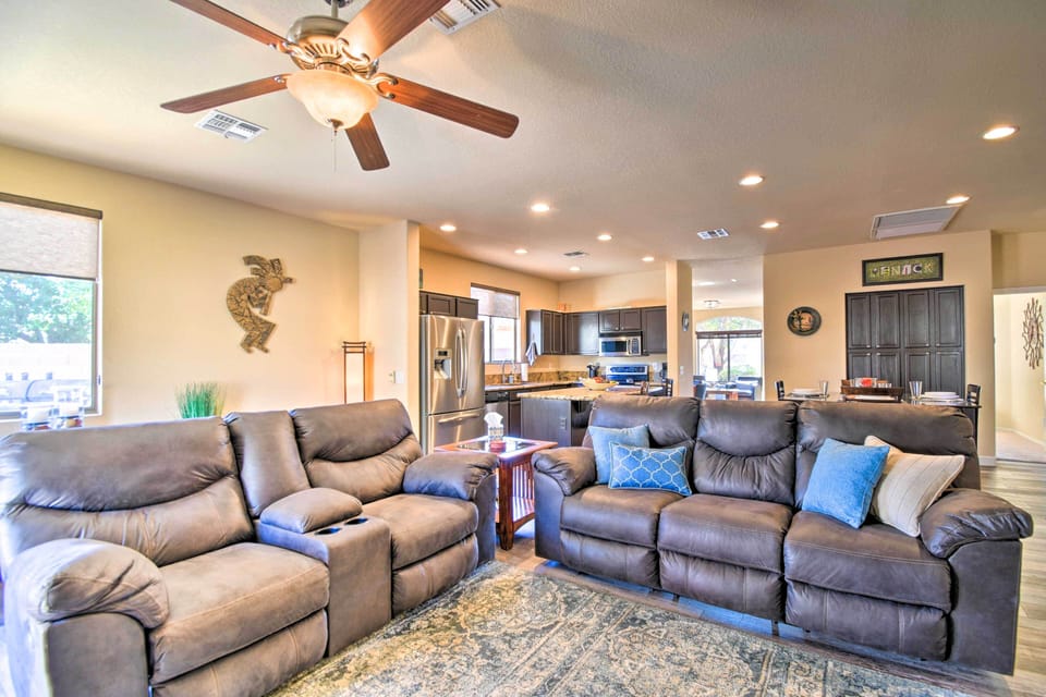 House (4 Bedrooms) | Interior