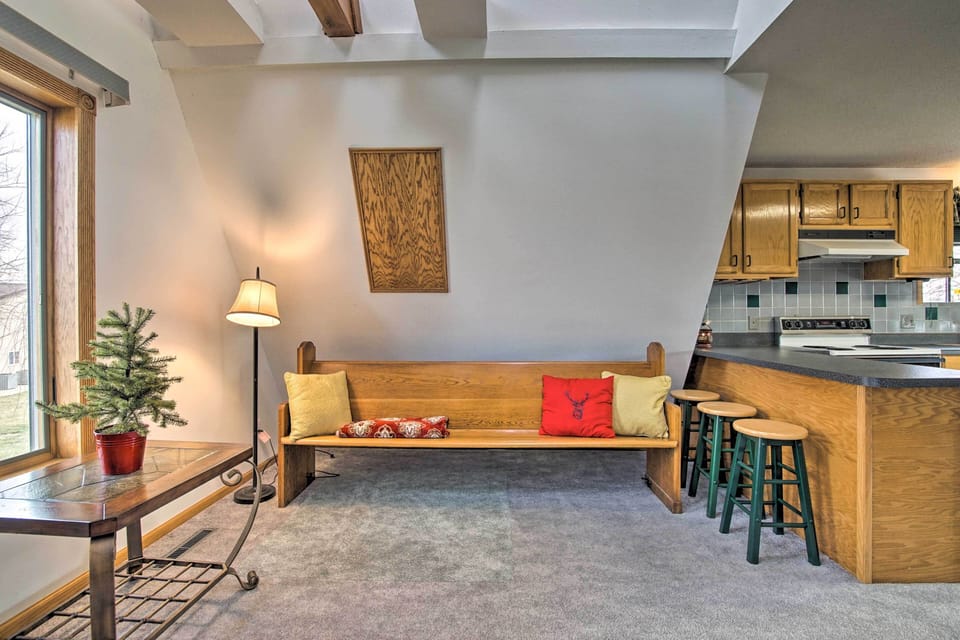 House (2 Bedrooms) | Interior