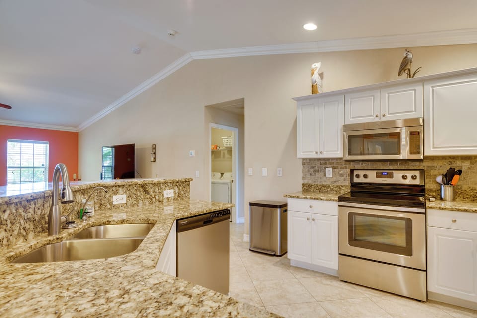 House (3 Bedrooms) | Interior