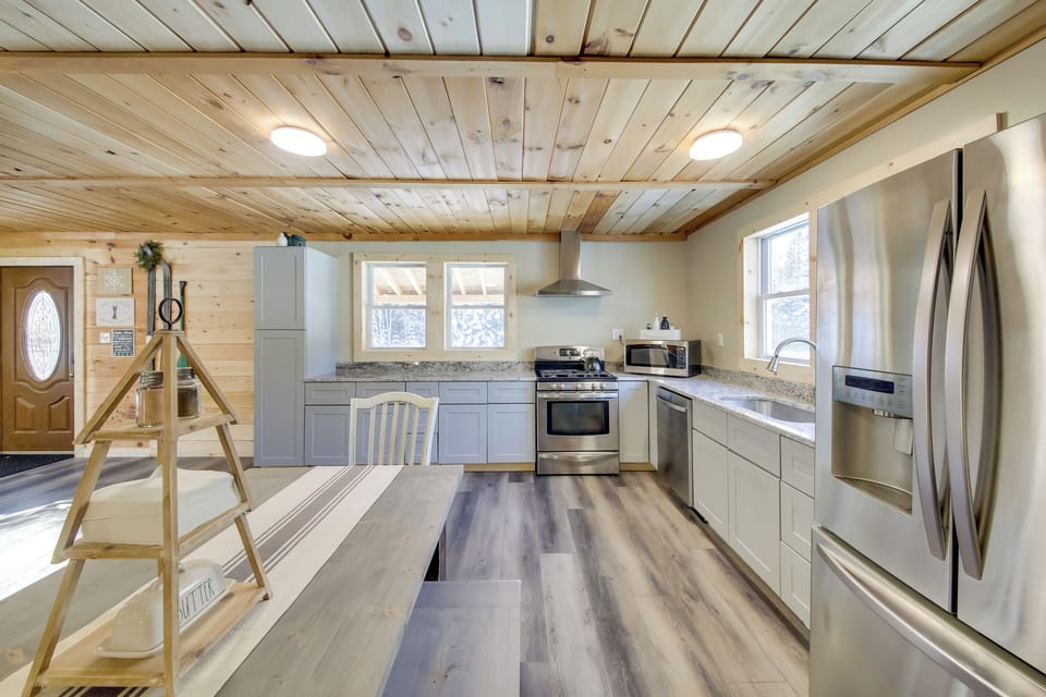 House (3 Bedrooms) | Interior
