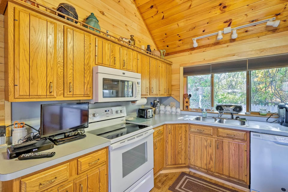 Cottage (2 Bedrooms) | Interior