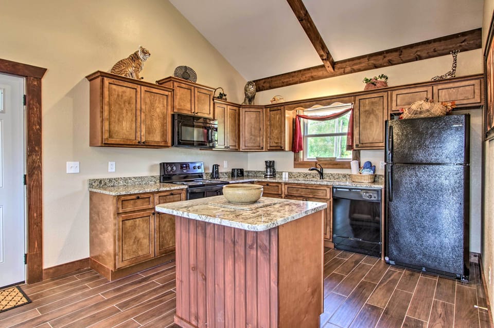 House (2 Bedrooms) | Interior