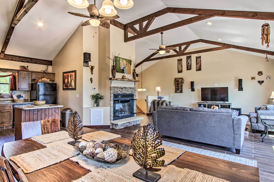 House (2 Bedrooms) | Interior