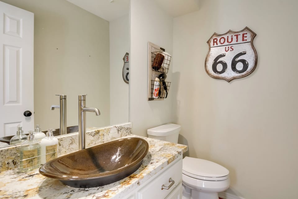 Luxe Home w/ Private Pool & Game Room in Vinita Cottage in Oklahoma