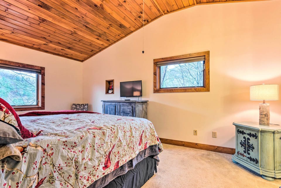 House (3 Bedrooms) | Interior