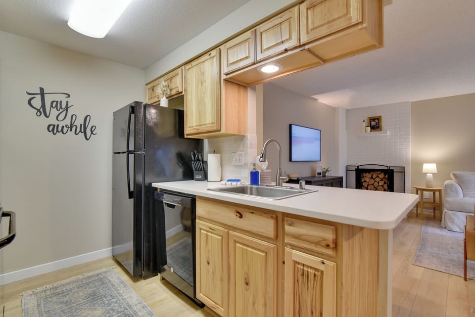 House (2 Bedrooms) | Interior