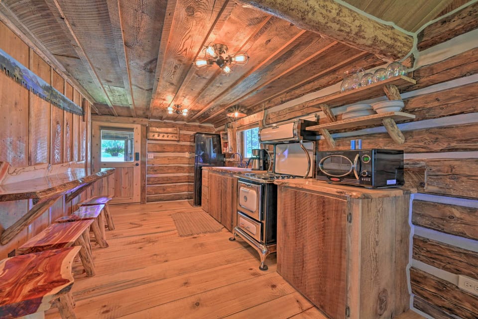 House (1 Bedroom) | Interior