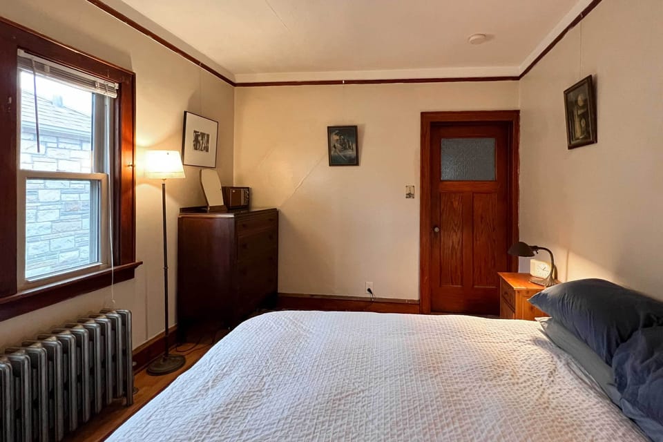 Chic Milwaukee Apartment in Hip Neighborhood! Apartment in Milwaukee