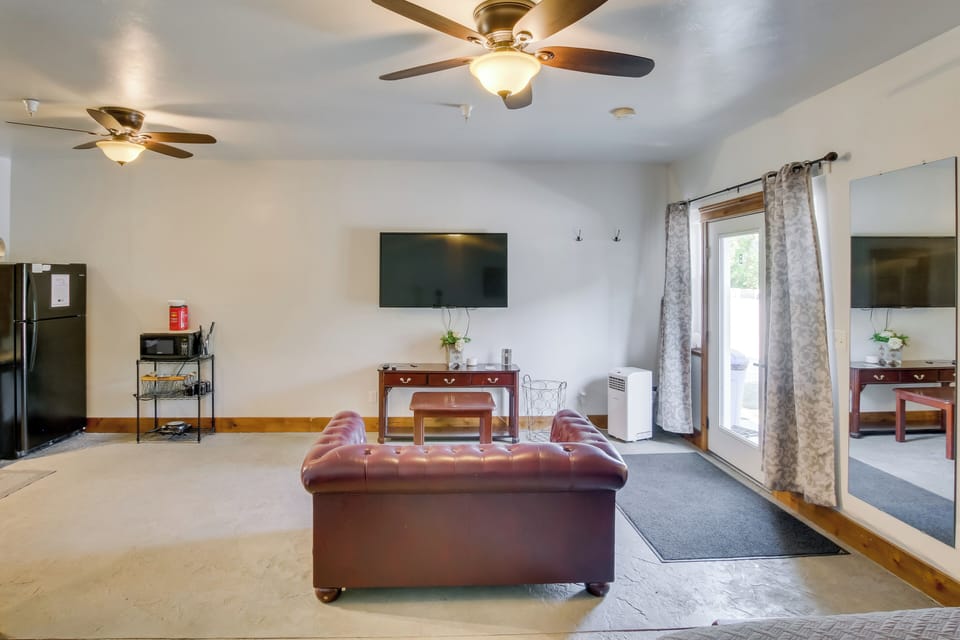 Apartment (0 Bedroom) | Interior