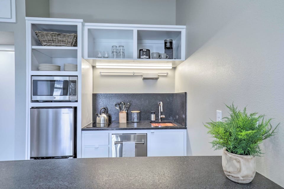 Apartment (1 Bedroom) | Interior