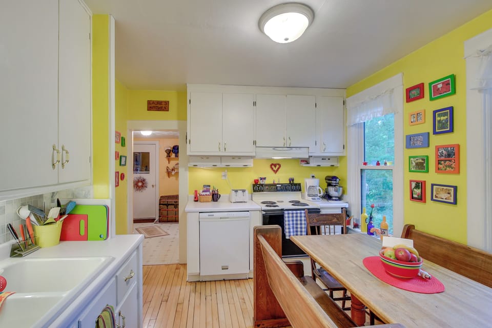 House (2 Bedrooms) | Interior