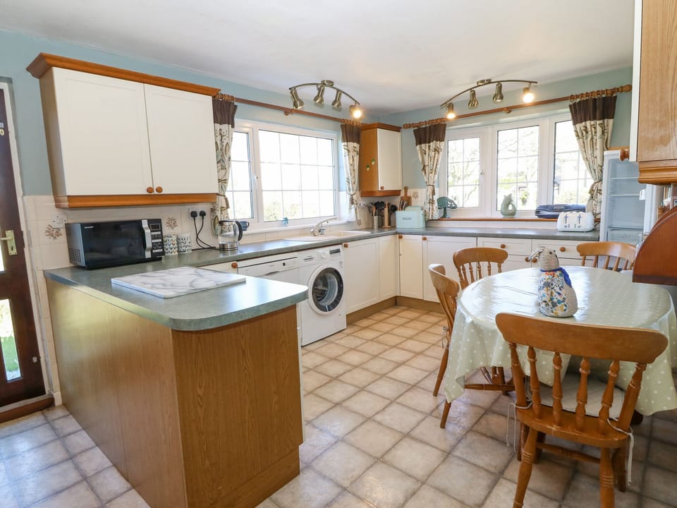 Fridge, dishwasher, electric kettle, toaster
