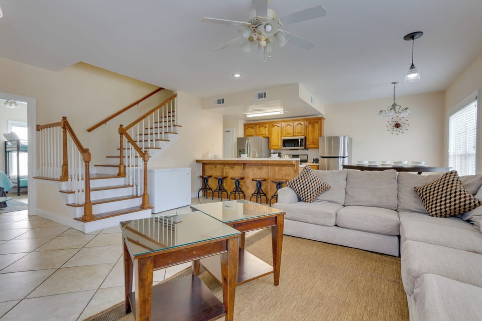 House (3 Bedrooms) | Interior