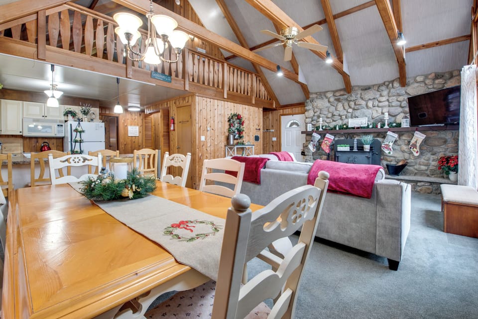 House (2 Bedrooms) | Interior