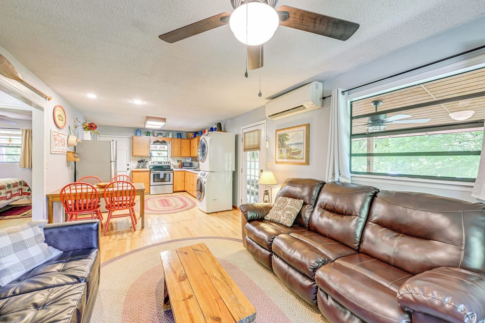 House (2 Bedrooms) | Interior