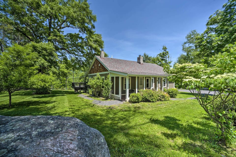 House (3 Bedrooms) | Front of property