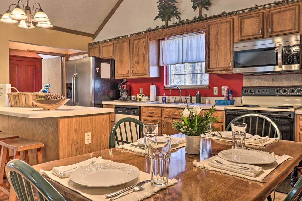 House (2 Bedrooms) | Interior