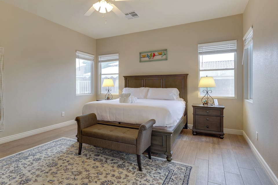 House (3 Bedrooms) | Interior