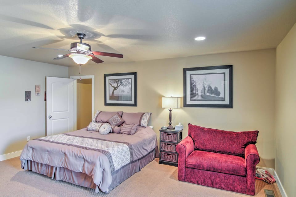 House (3 Bedrooms) | Interior