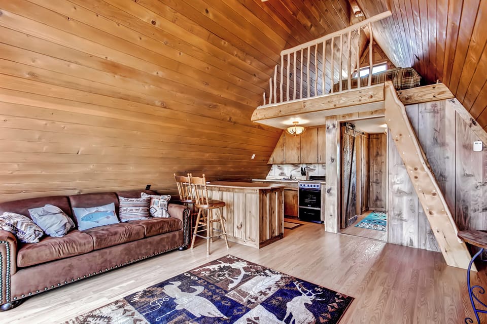 House (1 Bedroom) | Interior