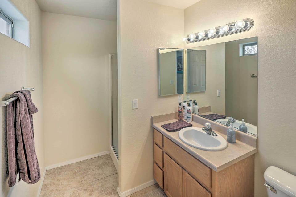 Arizona Retreat w/ Casita ~ 2 Mi to Lake Havasu Cottage in Lake Havasu City