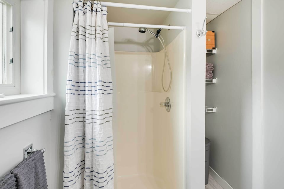 Apartment (1 Bedroom) | Interior