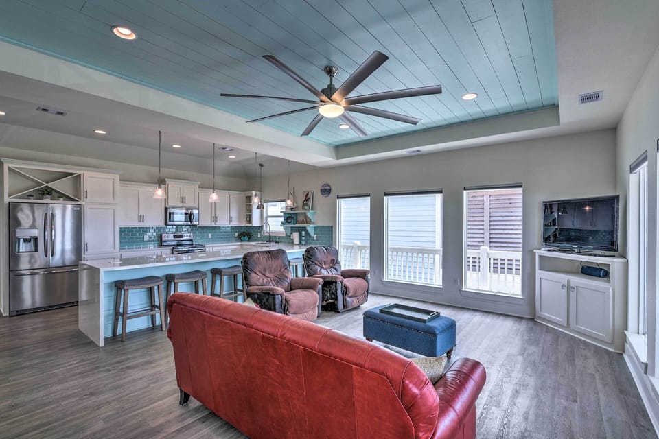 House (3 Bedrooms) | Interior
