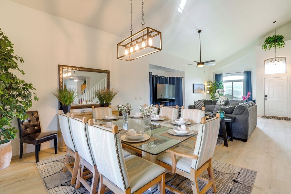 House (4 Bedrooms) | Interior