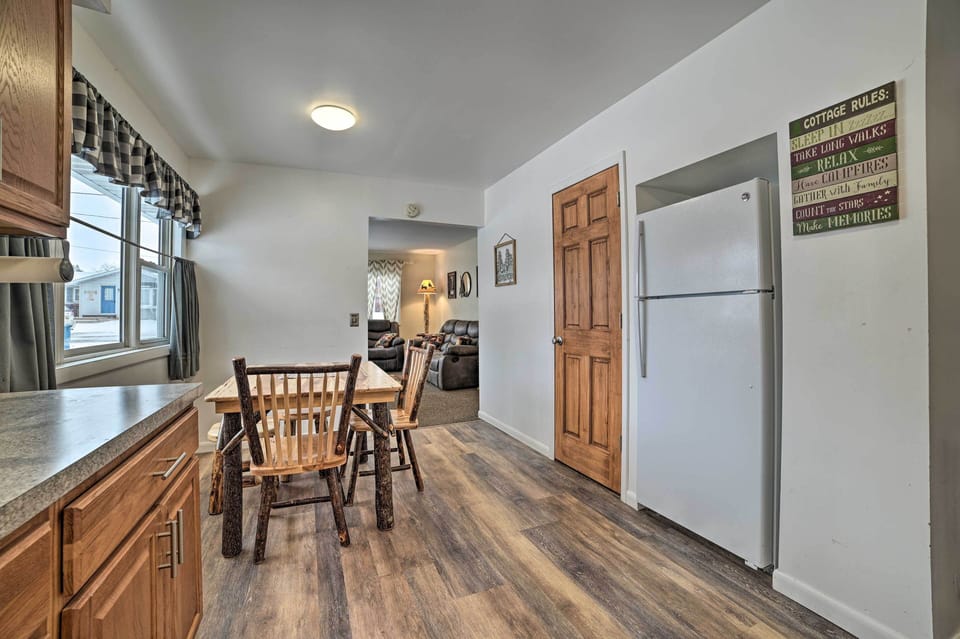 Cottage (2 Bedrooms) | Interior