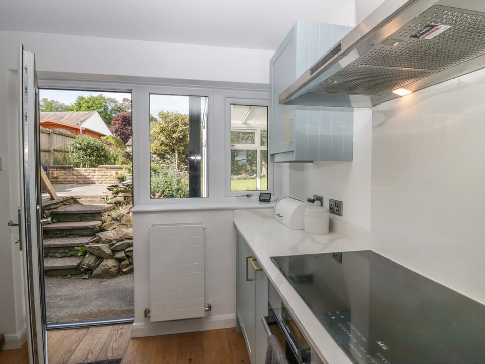 Fridge, dishwasher, electric kettle, toaster