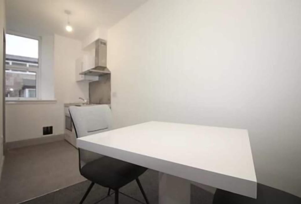 Iron/ironing board, free WiFi