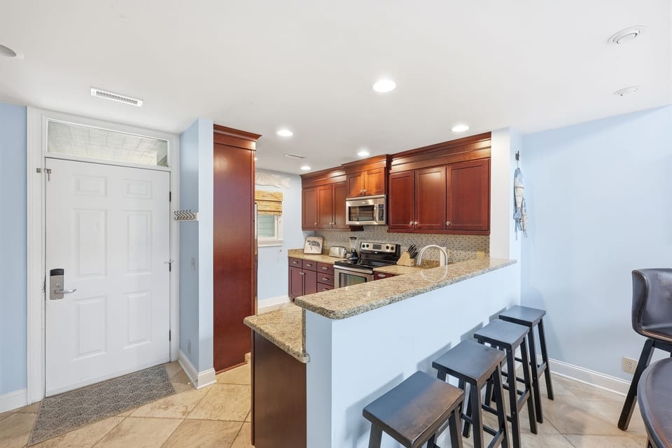 Villa, 4 Bedrooms | Private kitchen | Coffee/tea maker, fridge, oven, toaster