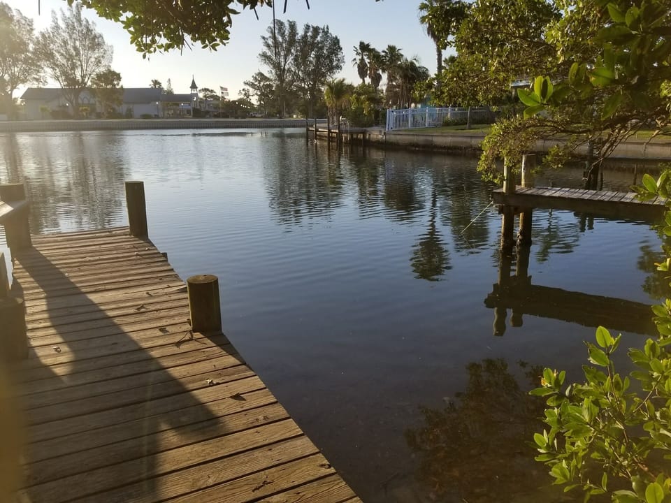 House, 4 Bedrooms | Property grounds