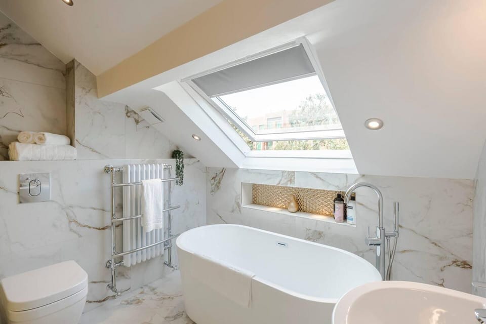 Stunning 3 bed Flat in the Heart of West Hampstead Apartment in London Borough of Camden