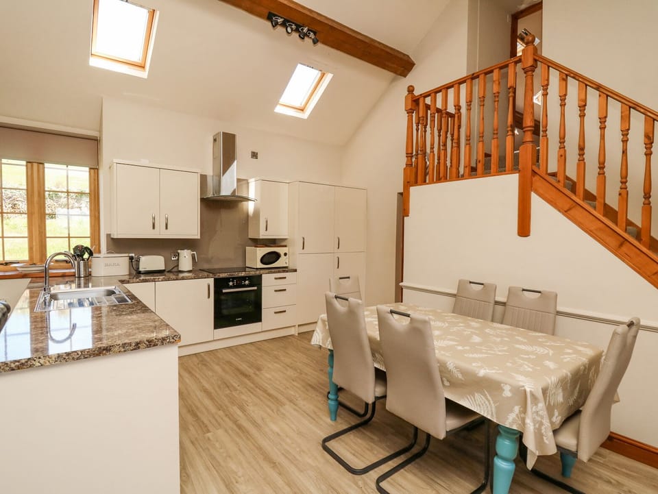 Fridge, dishwasher, electric kettle, toaster