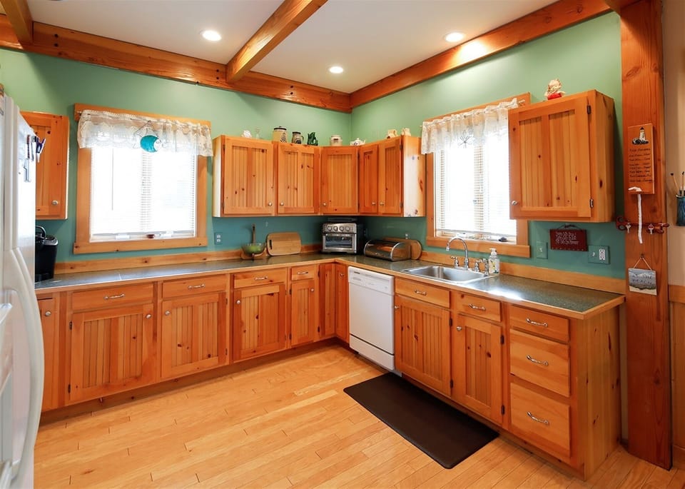 Villa, 3 Bedrooms | Private kitchen | Fridge, oven, toaster