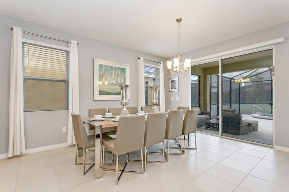 Villa, Multiple Bedrooms | Dining