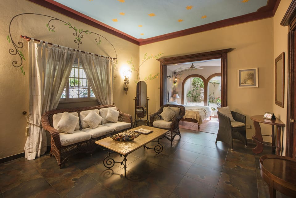 Suite | Living area | LCD TV