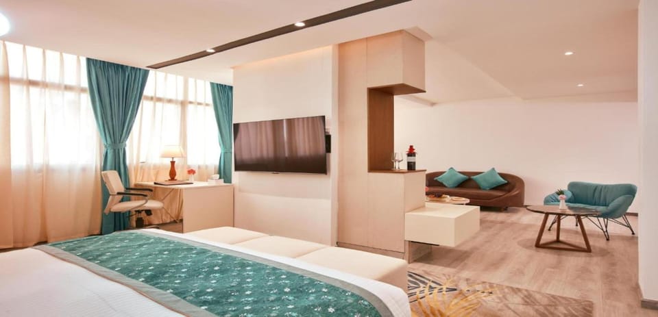 Junior Suite | Free WiFi, bed sheets