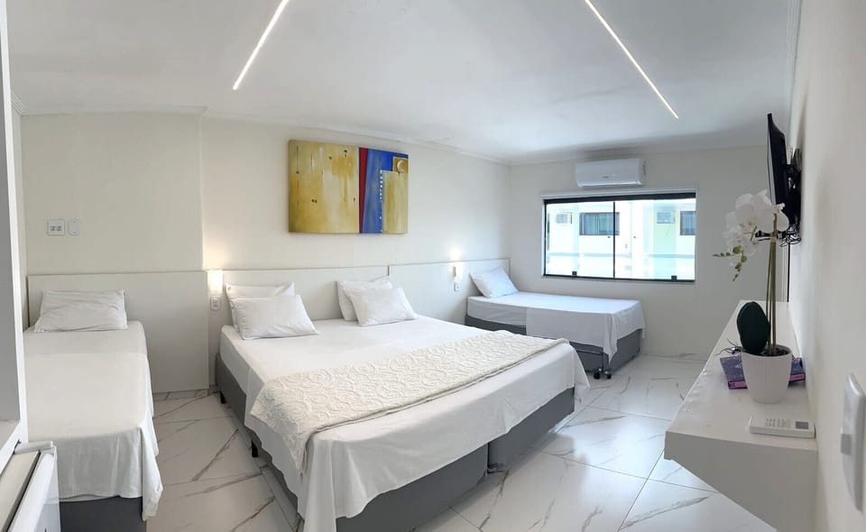 Family Room | Free WiFi, bed sheets