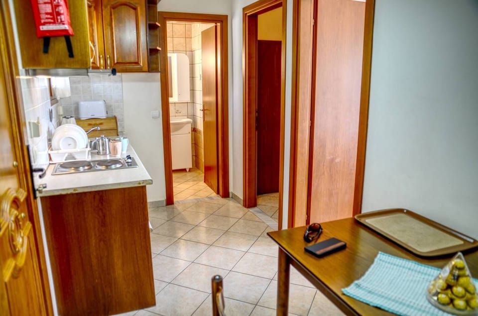 Twin Room with Terrace (Double or Twin Beds) | In-room safe, iron/ironing board, free WiFi, bed sheets