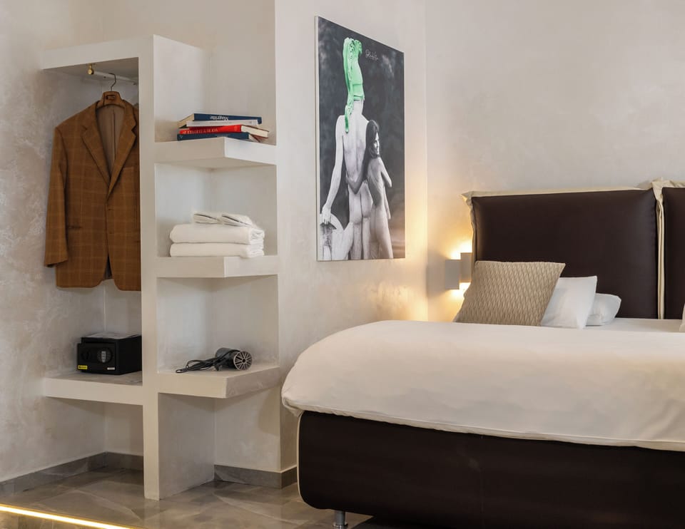 Deluxe Room, 1 King Bed with Sofa bed | 1 bedroom, premium bedding, down comforters, memory foam beds