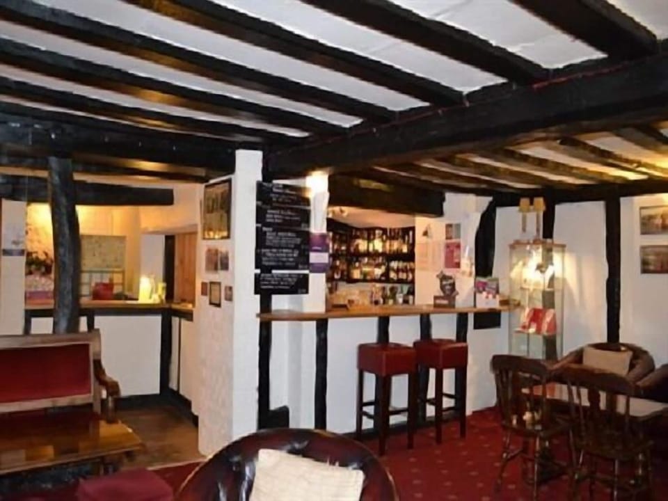 Six Bells Inn in St Edmundsbury District